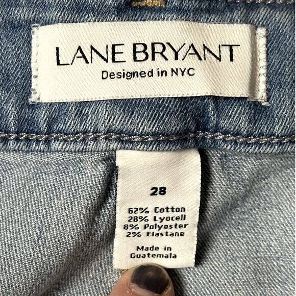 Lane Bryant MidRise Girlfriend Crop Wm Sz 28 Embellished Light Wash Casual Jeans - Picture 8 of 13